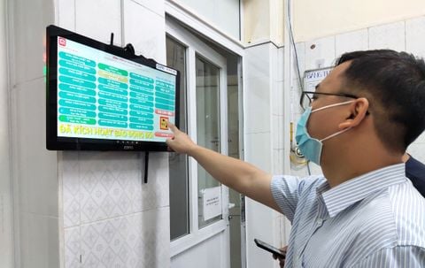 Hệ thống Báo động đỏ Y Tế ComQ - CMRAS