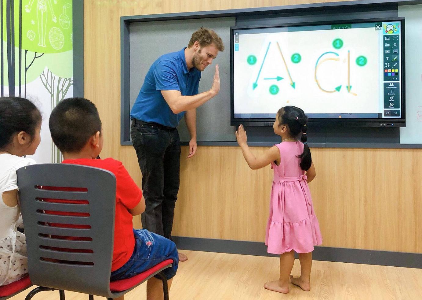 Màn hình tương tác 75 inch SENKE SK-75GB